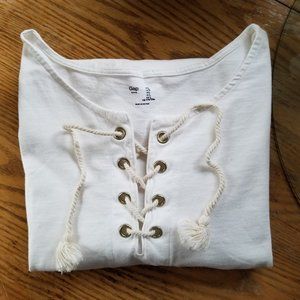 NWOT GAP WHITE 3/4 LENGTH SLEEVE ROPE TIE SHIRT